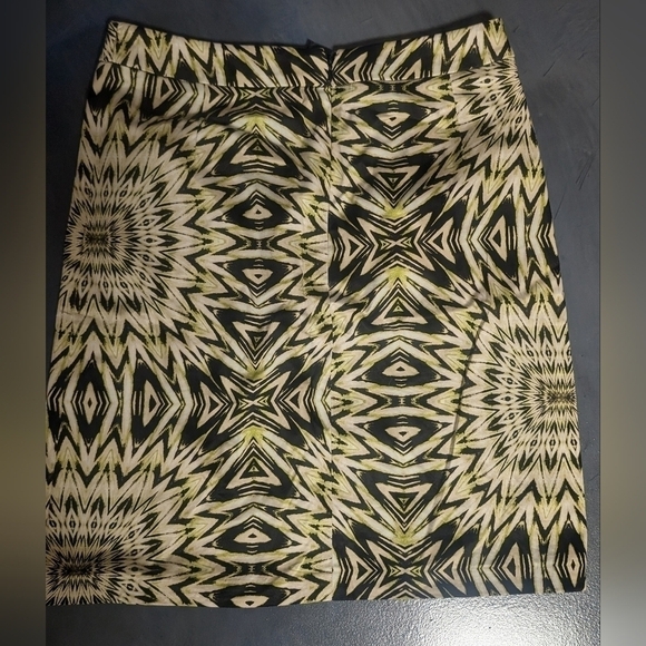 💕3 For 12 💕Etcetera Skir (Black and yellow) - Picture 4 of 6